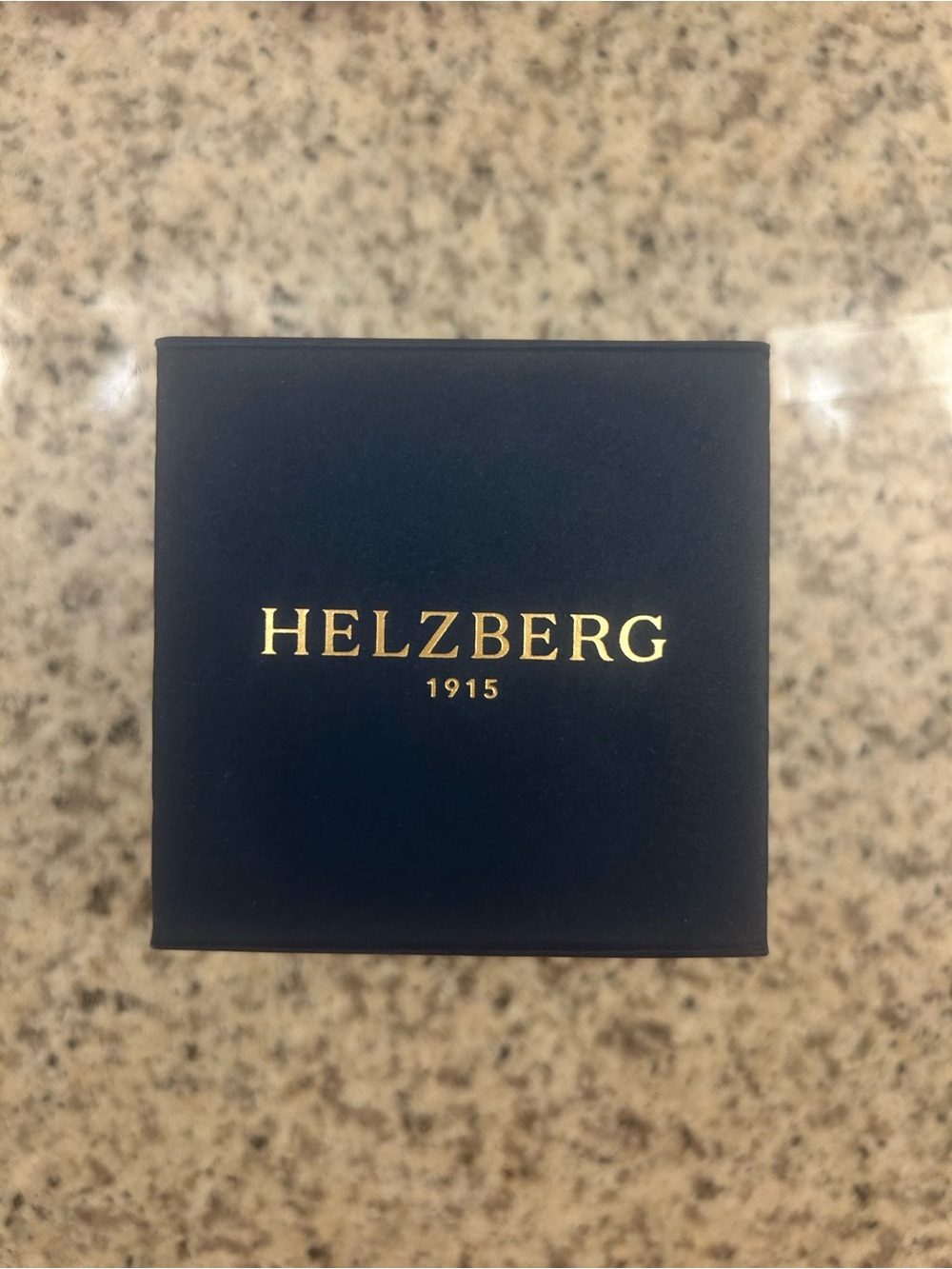 Helzberg Stud Earrings with box